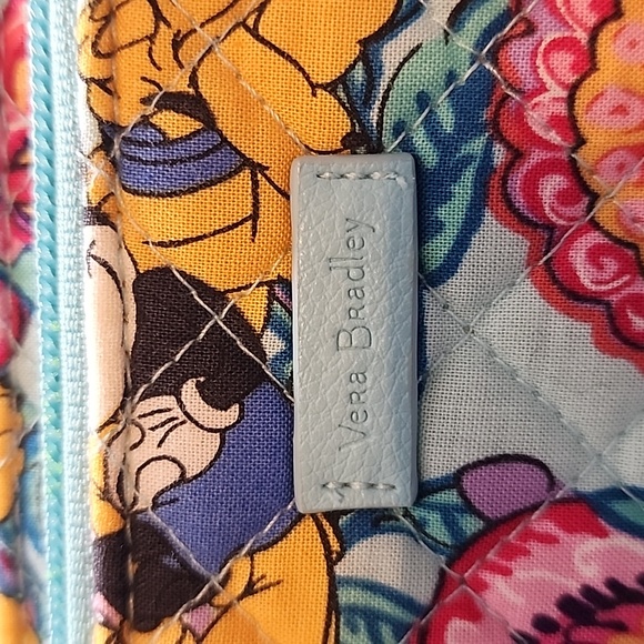 Vera Bradley Mickey Mouse purse - Picture 2 of 15